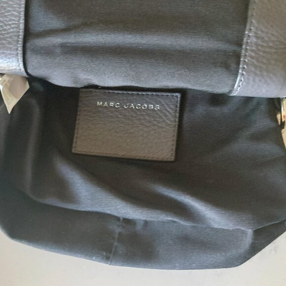 MARC JACOBS SMALL EMPIRE CITY CROSSBODY BAG - Picture 8 of 12